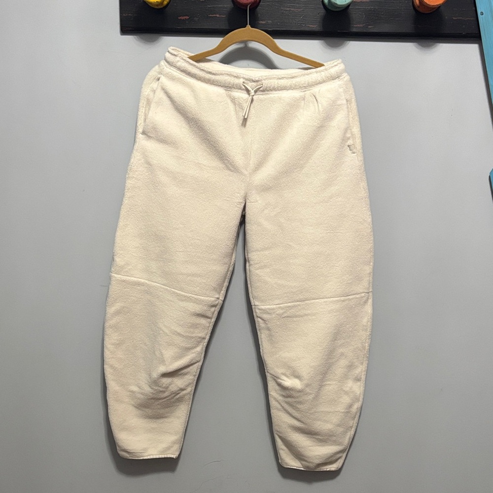 Athleta Girl XXL size 16 Cream fleece Joggers